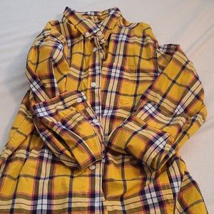 Old navy button up shirt boys